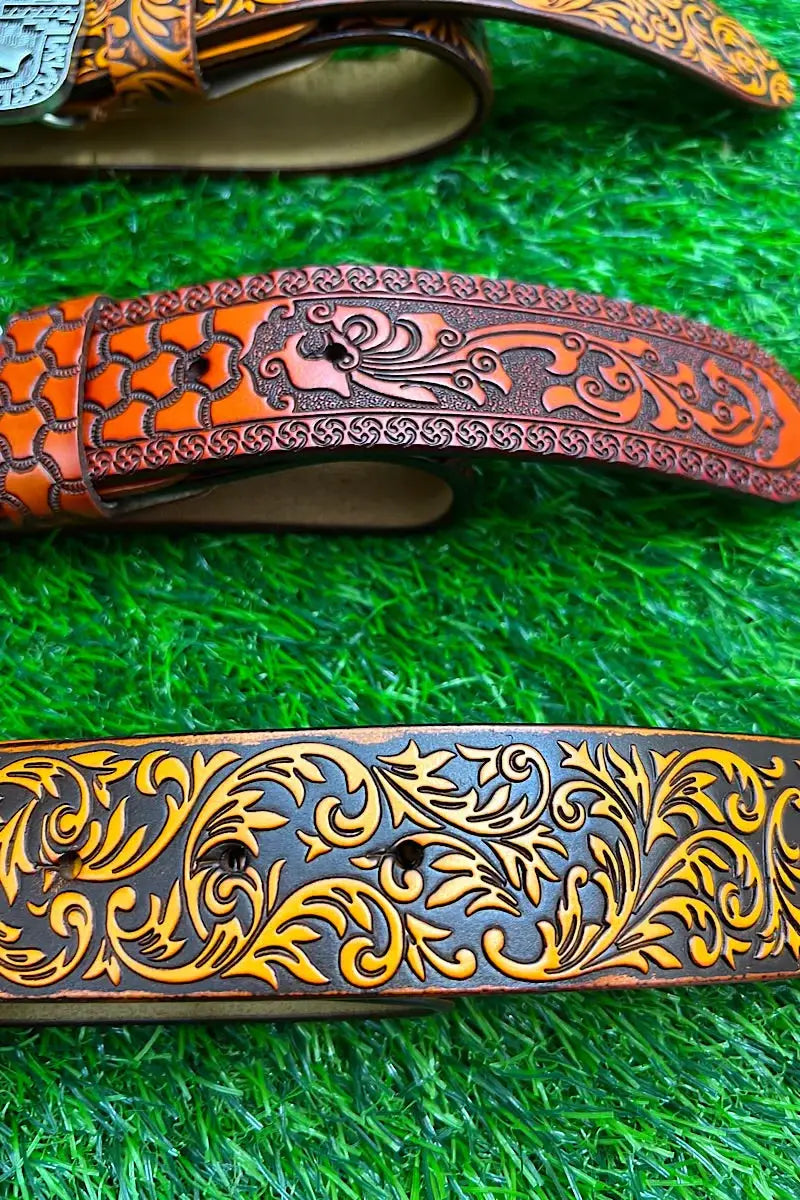 DEMASK STENCIL PRINT ON RED TONE BELT WITH LONGHORN ARROWN